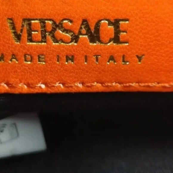 Gianni Versace Medusa Leather Shoulder Bag - Picture 10 of 12